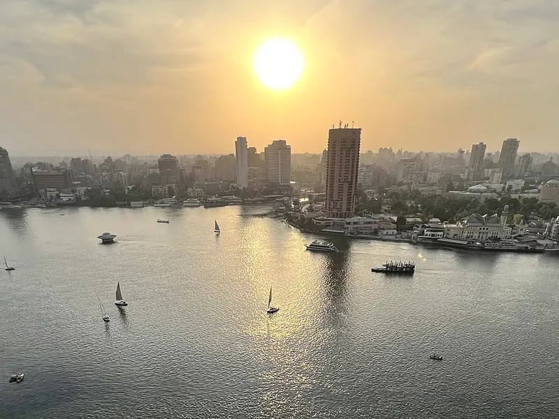القاهرة
